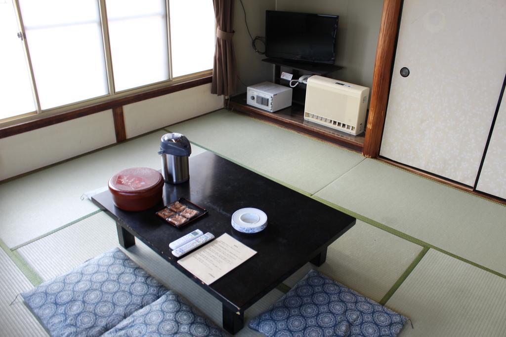 Kinokuniya Ryokan Fujisawa Exterior photo