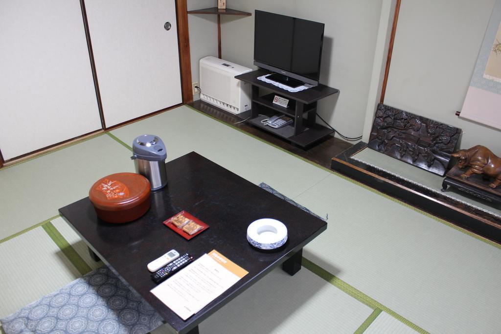 Kinokuniya Ryokan Fujisawa Exterior photo